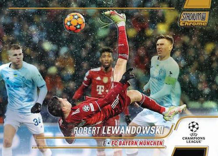 2021-22 Topps UEFA Champions League Stadium Club Chrome Soccer Hobby Box - Collector's Avenue